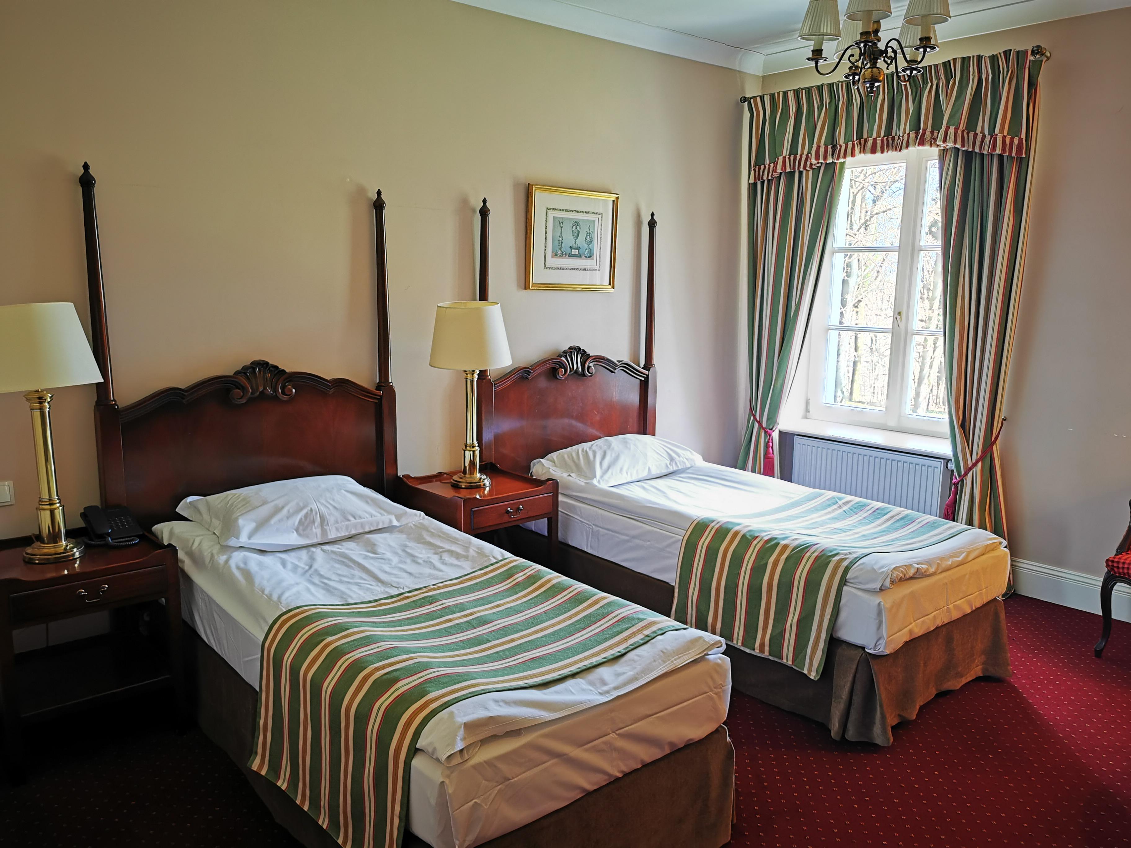 Dwor Sierakow Hotel Eksteriør billede