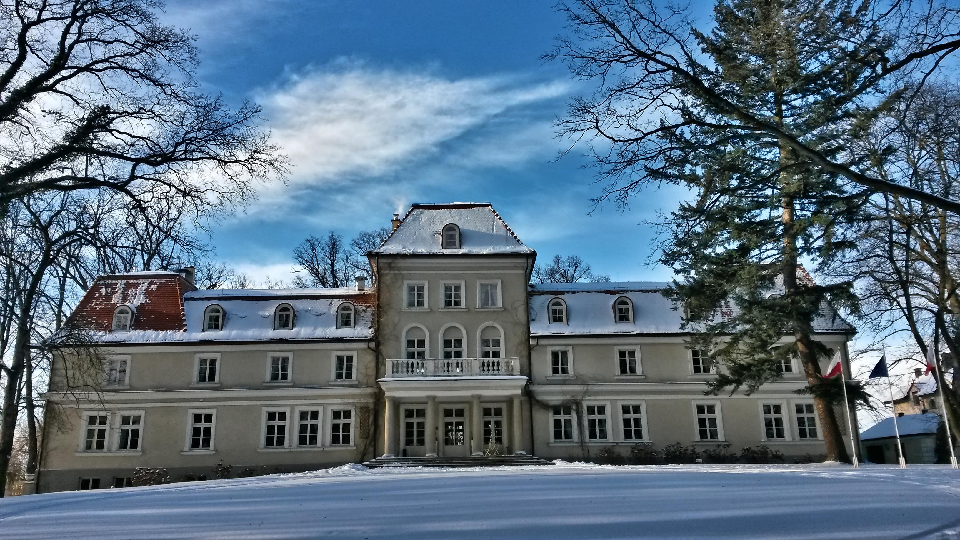 Dwor Sierakow Hotel Eksteriør billede